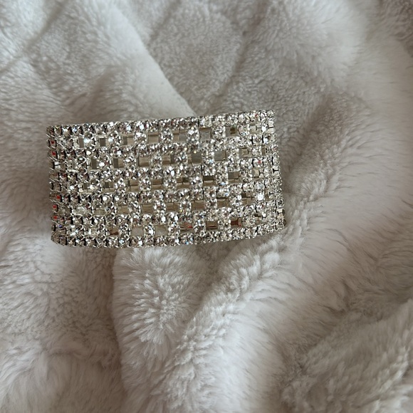 Crystal Bracelet - Picture 2 of 5